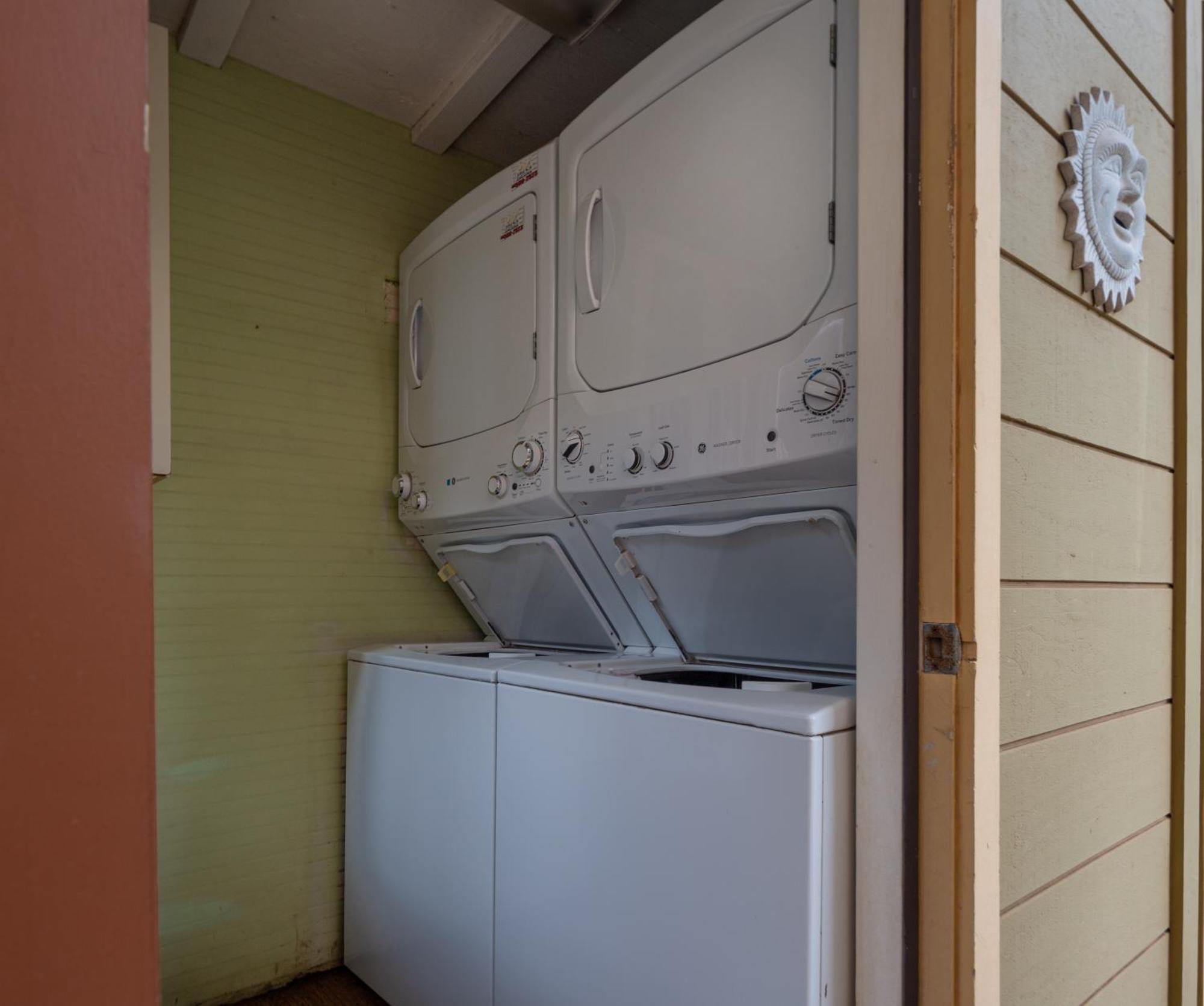 Bamboo Suite, 1 Bedroom, Sleeps 4, Pool & Bbq, Pre-Renovation Summer Sale Kihei Eksteriør billede
